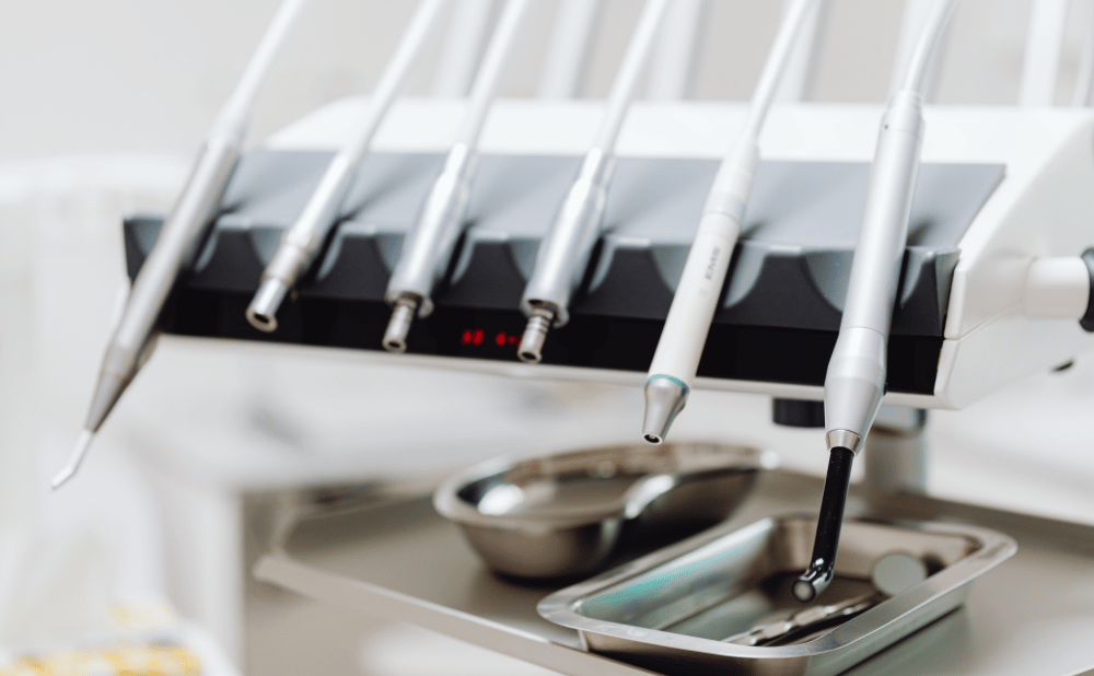 インプラントの費用内訳を知り本当に高いかを比較