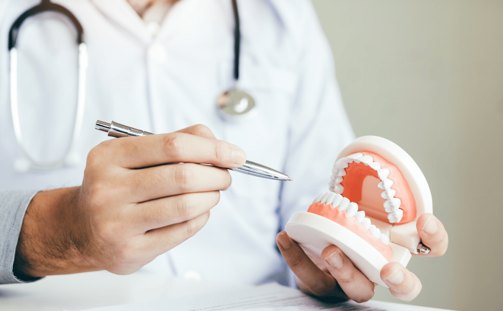 インプラント費用を抑える方法